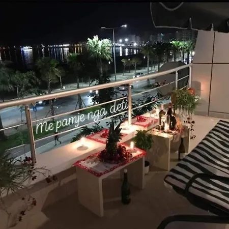 Appartamento Two Bedrooms And Two Big Balconys With Seafront View From Every Part Vlorë